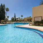 Home2book Pool & Tennis Court Cozy Apt,