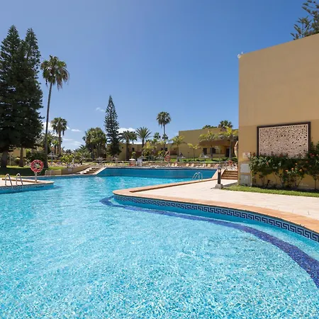 Home2book Pool & Tennis Court Cozy Apt,